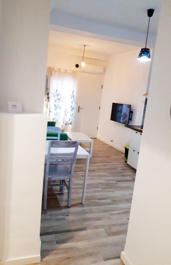 Acogedor Apartamento Centro Benalmadena Apartment Luaran gambar